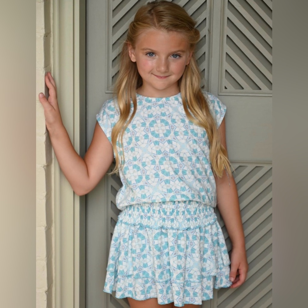 Pleat Girls 2-Piece Skirt Set Size 14 Blue Geometric Smocked